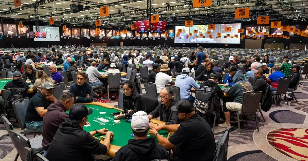 필 헬뮤스, 18번째 브레이슬릿 또 무산…2026 WSOP 7일차 챔피언 4인