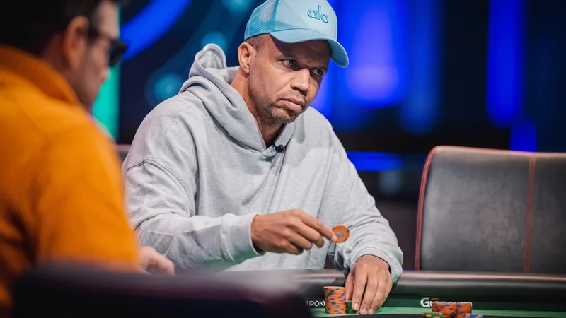JJ로 더블업 노렸지만 필 아이비, WSOP 250K 슈퍼 하이롤러서 케니의 QQ에 막혀 8위 탈락