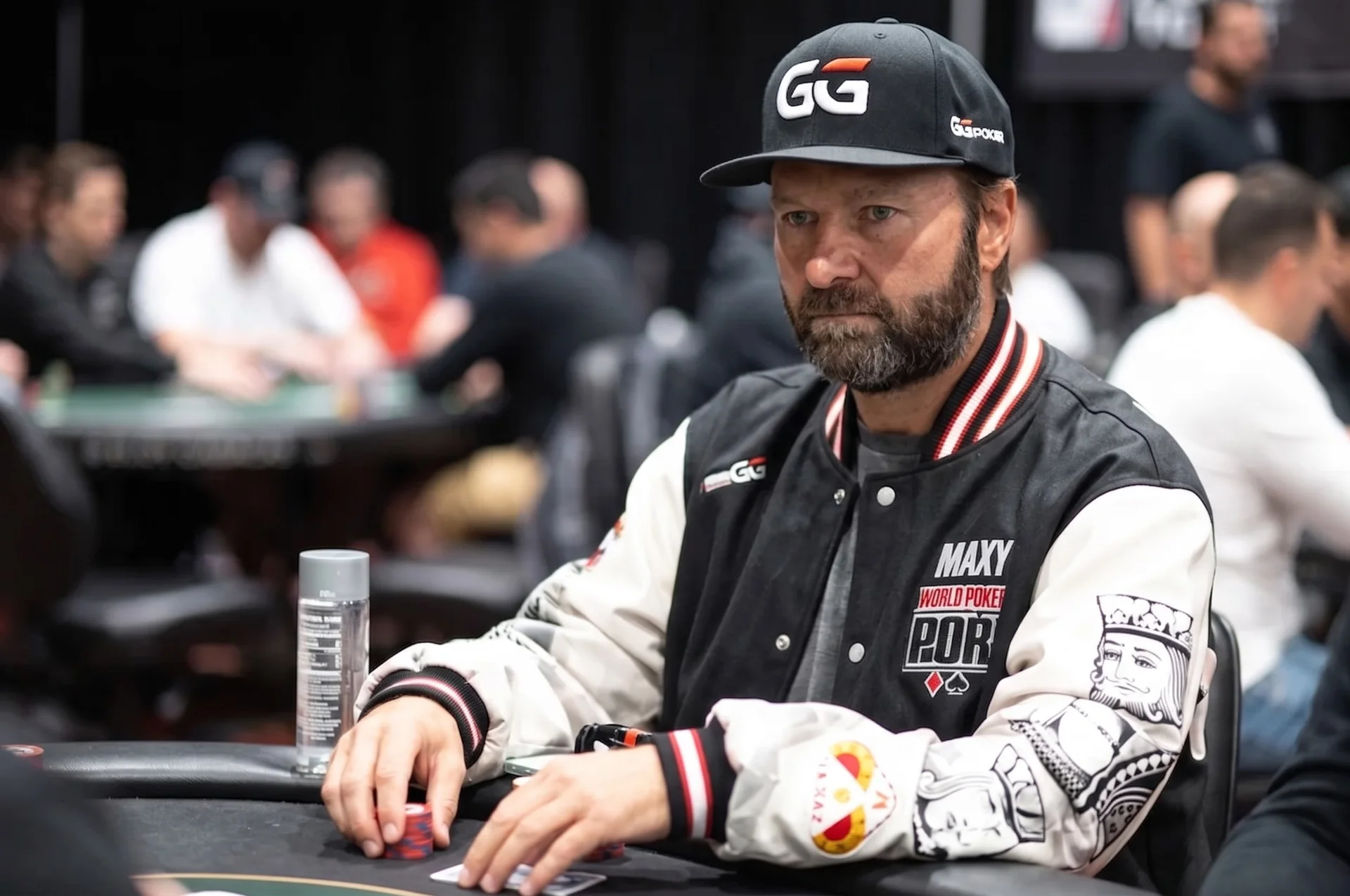 88bb 대 9bb, 10대 1 우위를 날렸다…다니엘 네그라뉴 WSOP 25K 헤즈업 탈락