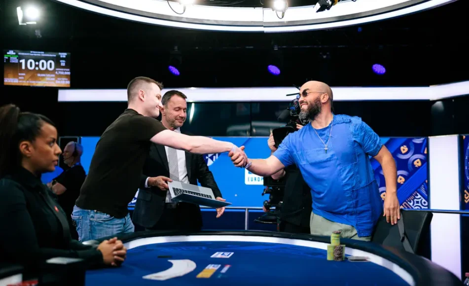 920만 유로 EPT 사상 최대 슈퍼 하이 롤러 — 쿨레프 우승, 케니는 1위 왕좌 지켰다