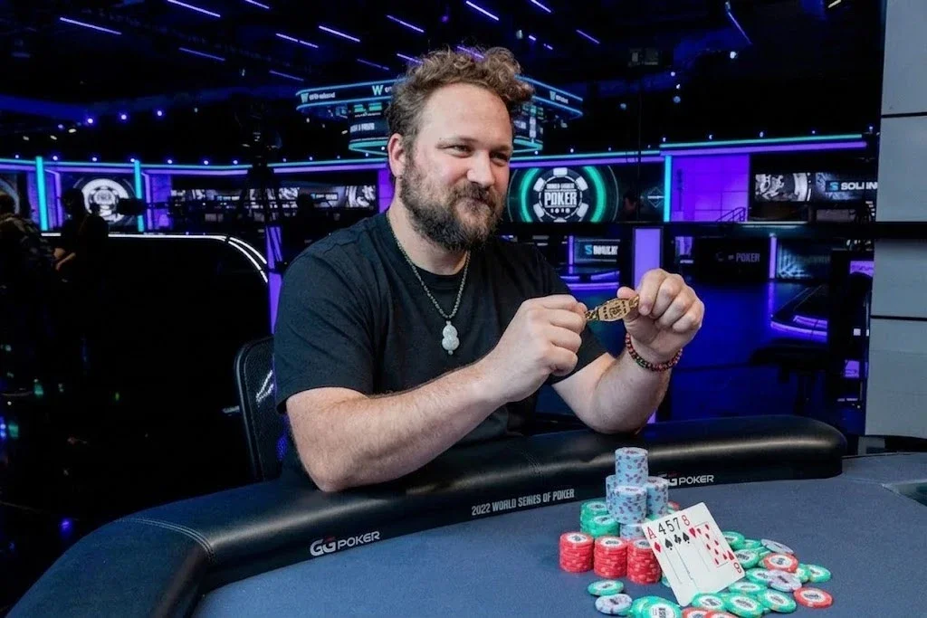 같은 이벤트를 두 번 제패한 남자 — 캘빈 앤더슨, WSOP 래즈 챔피언십 역사 다시 썼다