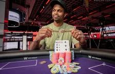 온라인서 라이브로, 단 한 번에 커리어 상금 2배…알신도르 WSOP 첫 브레이슬릿