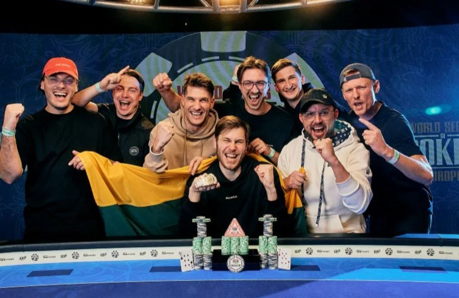 온라인 브레이슬릿만 2개였던 마리우스 쿠즈마나스, 2026 WSOPE  메인이벤트 우승